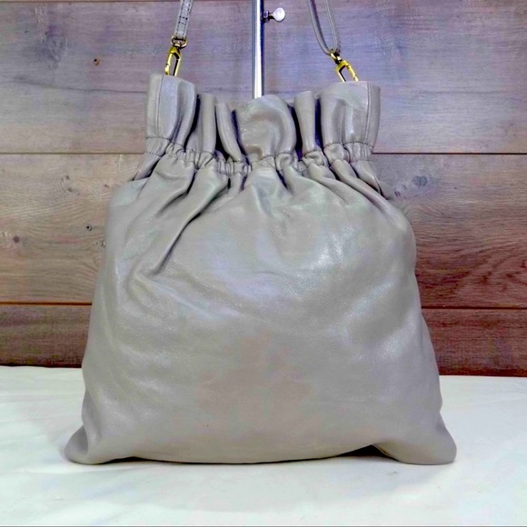 SOLD!! NEW HOBO INTERNATIONAL - Picture 4 of 11